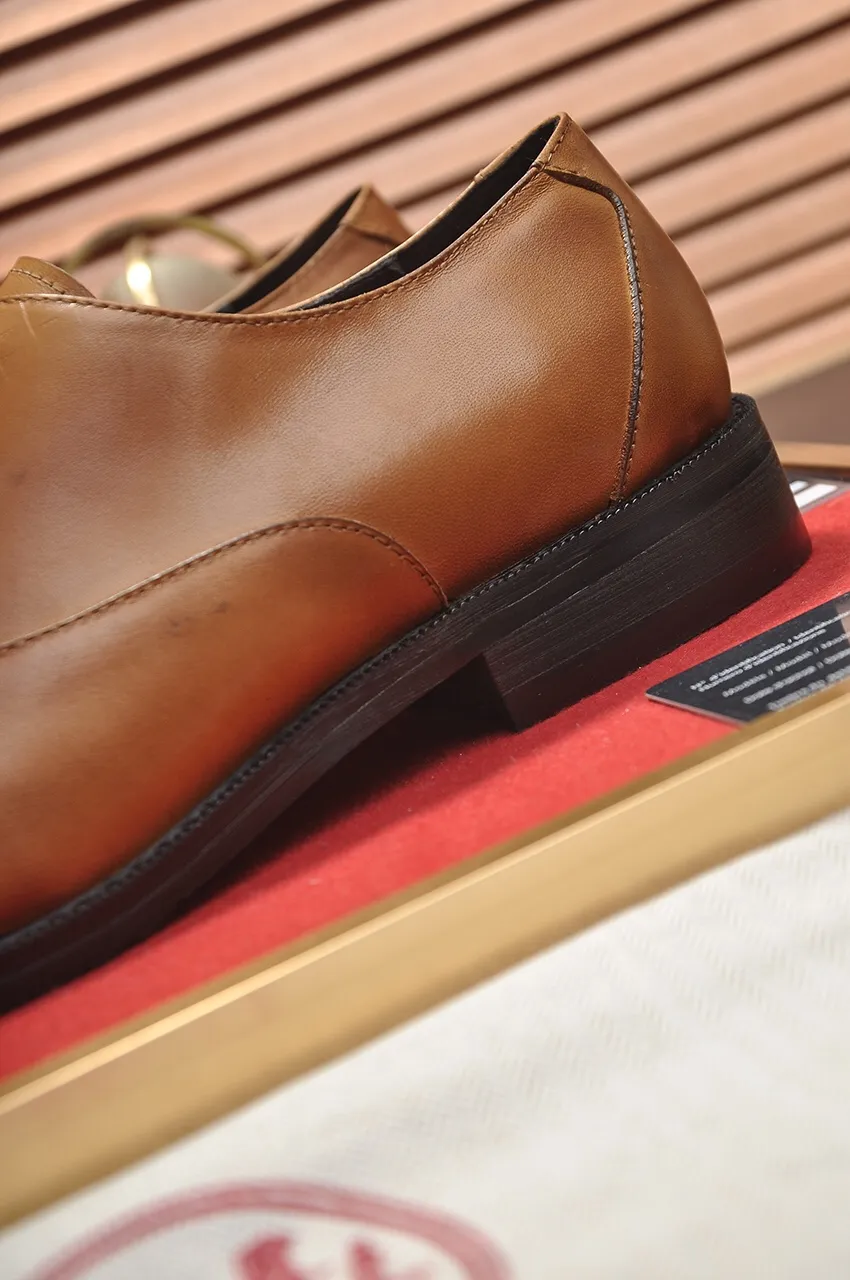 Men's shoes💰460💶[HERMES] (sheepskin lining)🍀Italian top luxury🍀He does not pursue novel styles and gorgeous colors, but attracts the favor of successful men with his flawless, elegant and classic style! This very, very comfortable, simple and stable style makes it easy to match any style! The pattern is absolutely 1:1 refined from the original case, and we strive for excellence in materials, imported cowhide + sheepskin lining💪💪💪extraordinary texture👍! .Black Brown Size: 38-45 (45 customized)